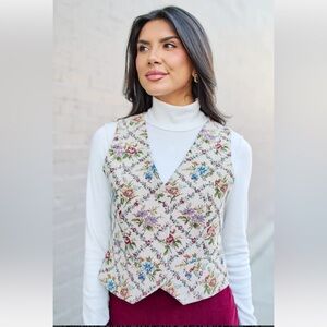 💐 New Size Large Bellamy Floral Tapestry Vest from Pink Lily